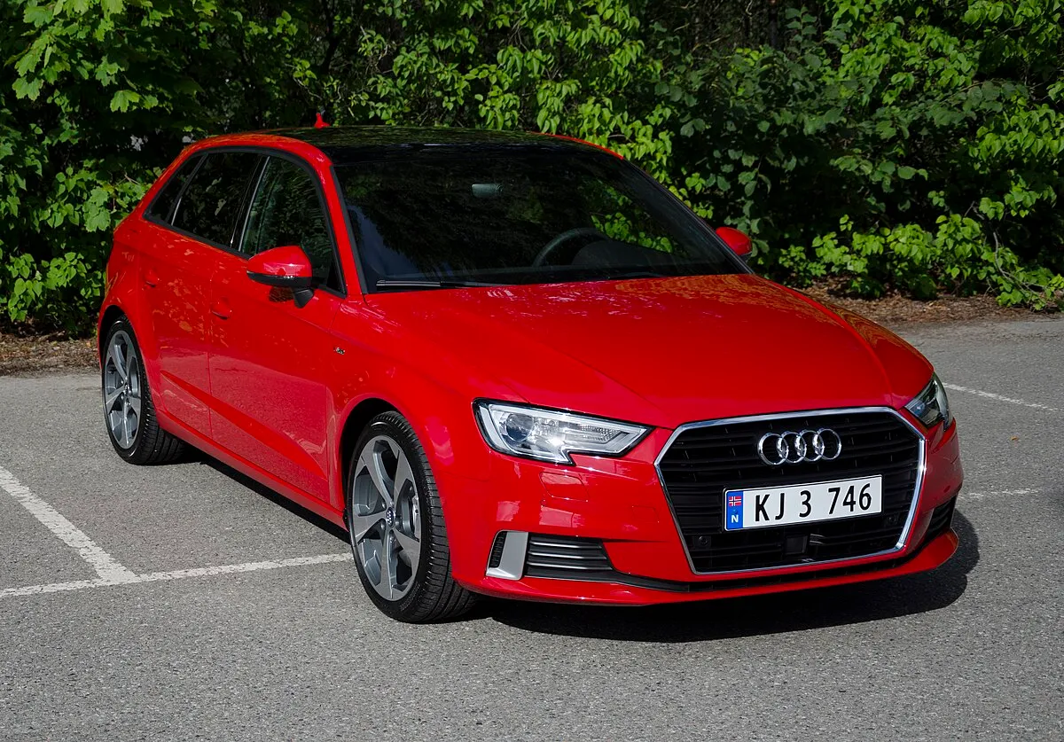 Audi A3 2020 1.5 AMT Hatchback 5 doors Sportback - Image 4