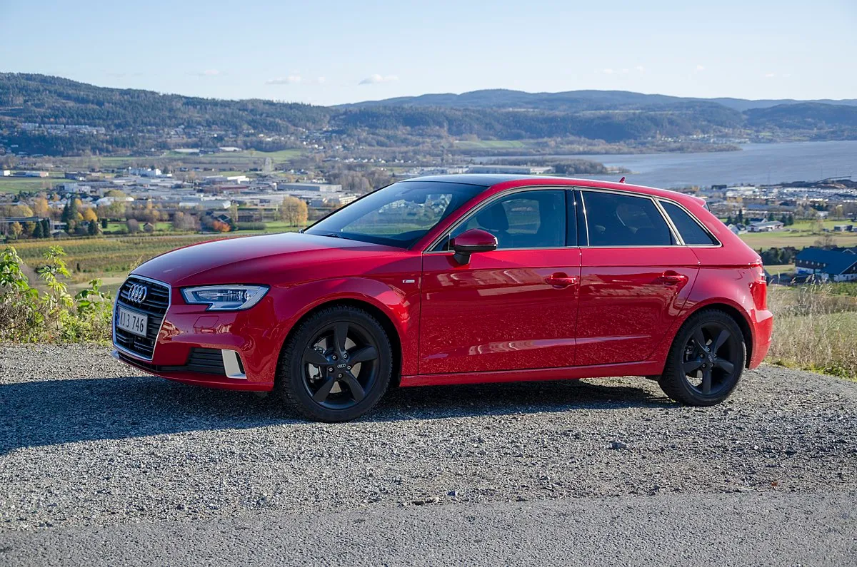 Audi A3 2020 1.5 AMT Hatchback 5 doors Sportback - Image 6