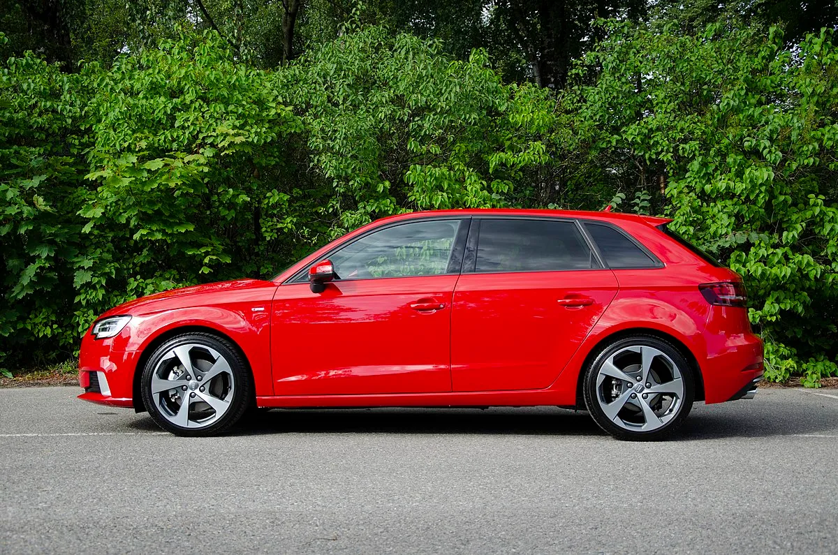 Audi A3 2020 1.5 AMT Hatchback 5 doors Sportback - Image 7