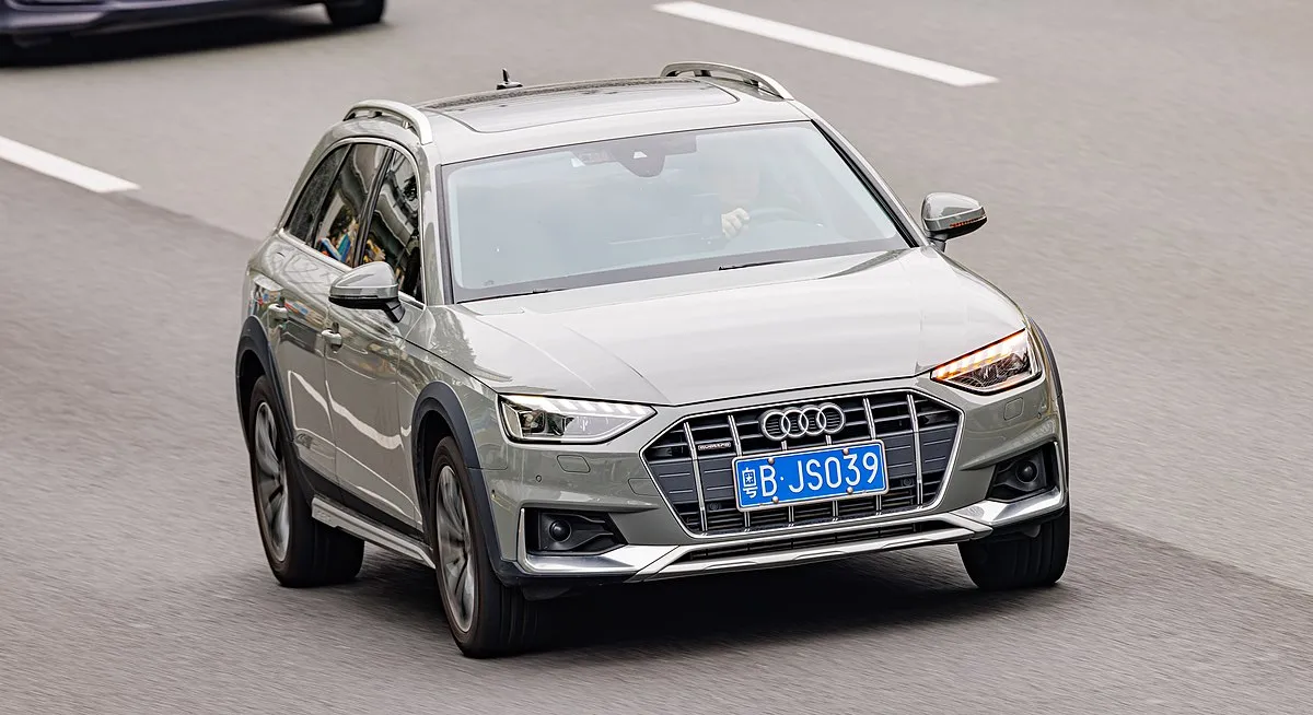 Audi A4 allroad 2019 2.0 AMT 4WD wagon 5 doors - Image 7