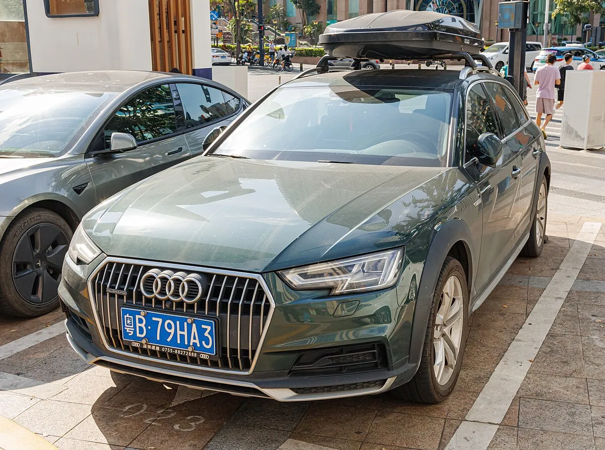 Audi A4 allroad 2019 2.0 AMT 4WD wagon 5 doors - Image 9