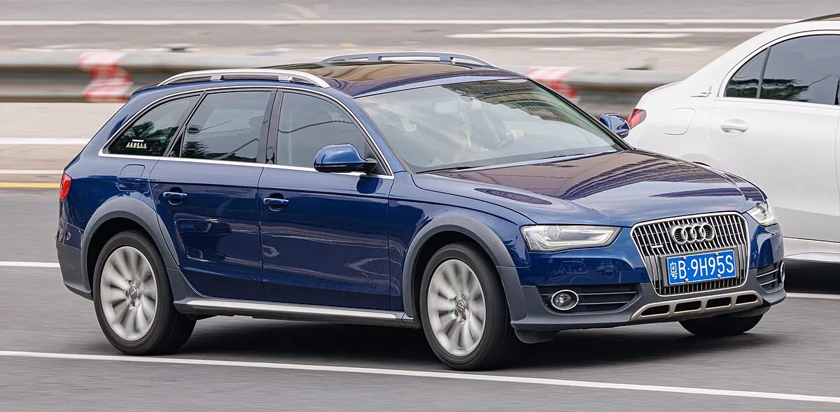 Audi A4 allroad 2019 2.0 AMT 4WD wagon 5 doors - Image 10
