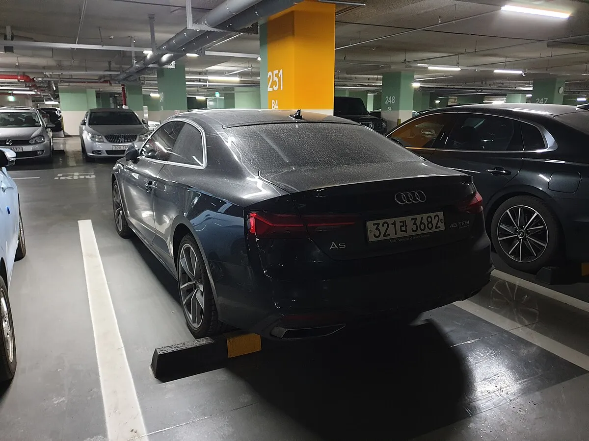 Audi A5 COUPE 2025 - Image 3