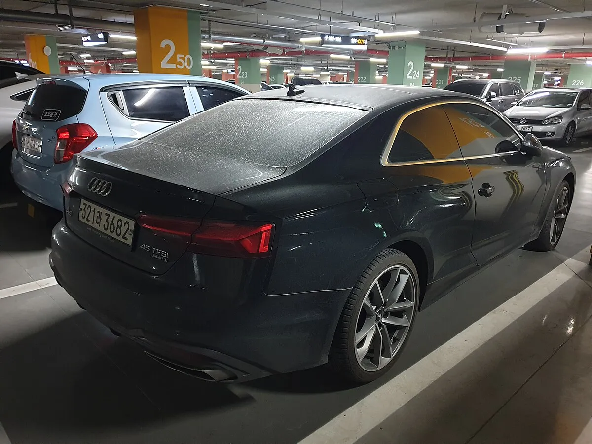 Audi A5 COUPE 2025 - Image 6