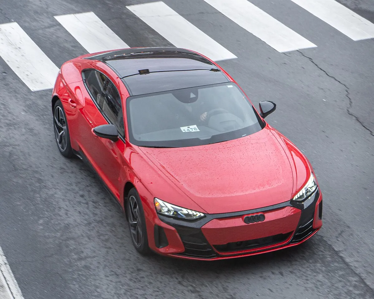 Audi Audi e-Tron GT 2025 Request Call Back - Image 8