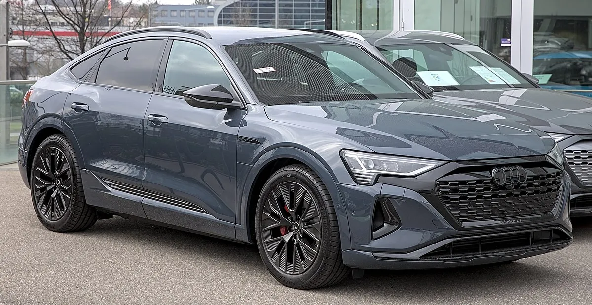 Audi Audi Q8 e-tron Sportback 2025 Request Call Back - Image 3