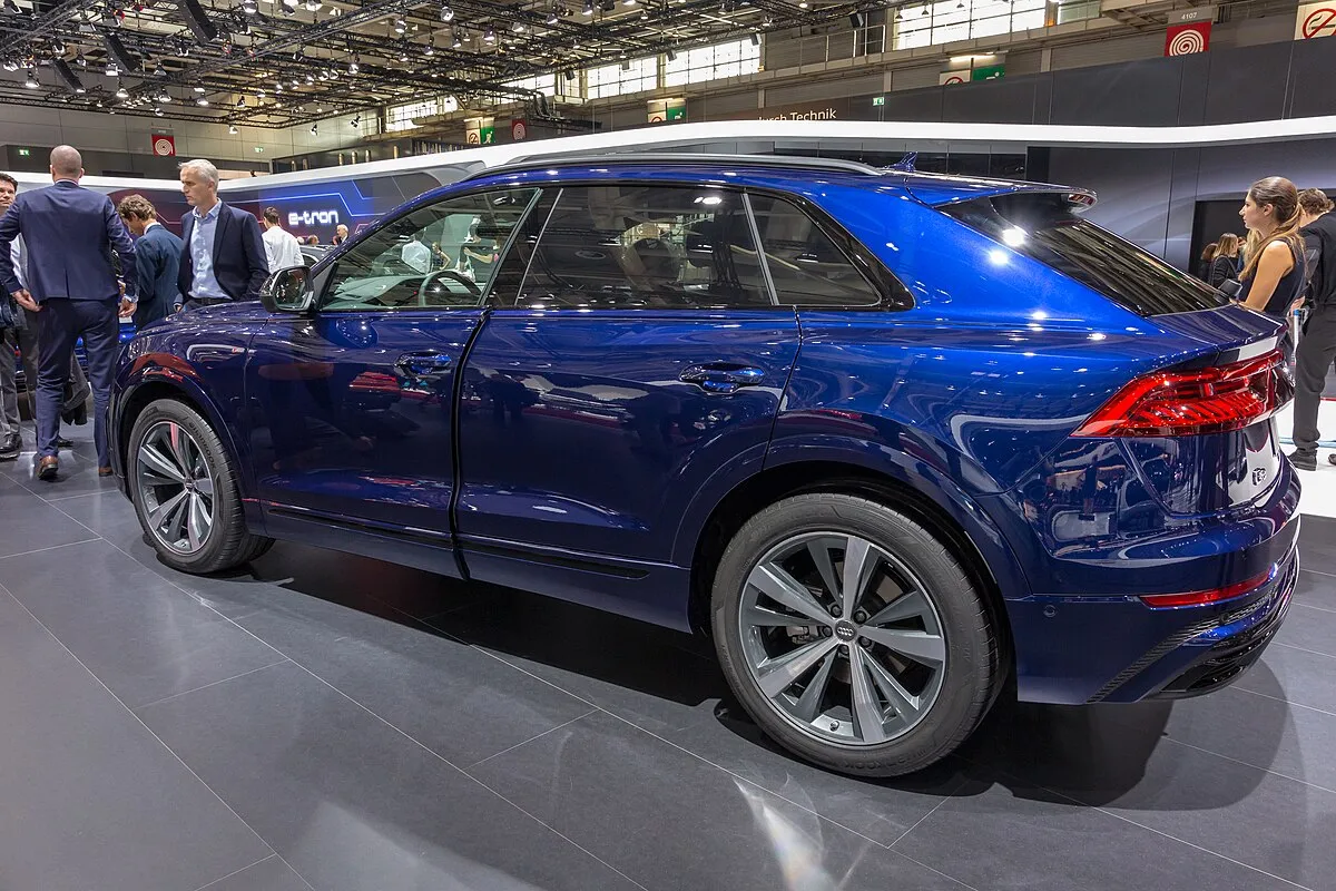 Audi Audi Q8 2025 Audi Q8 3.0 TFSI S Line Mild Hybrid - Image 1