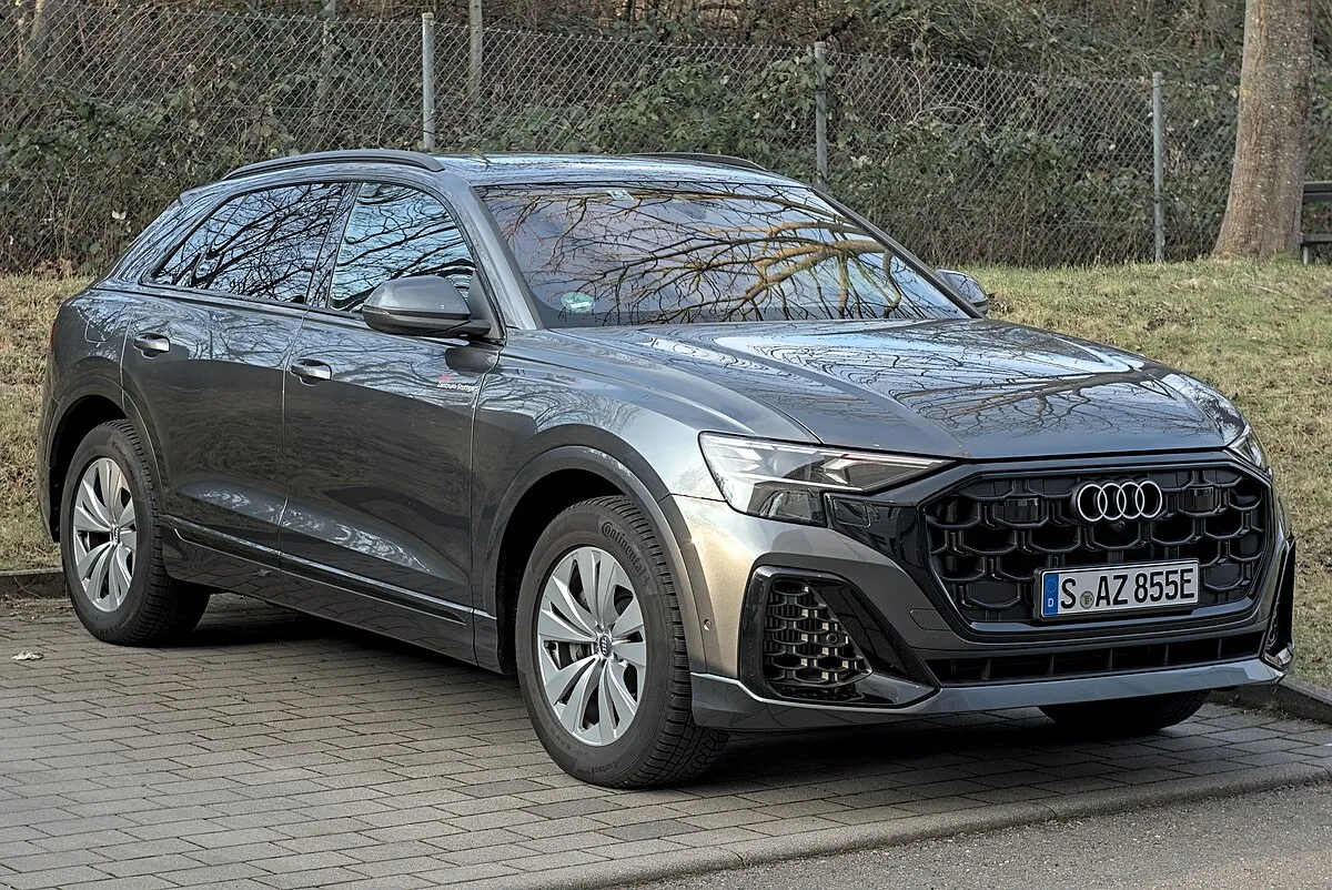 Audi Audi Q8 2025 Request Call Back - Image 9