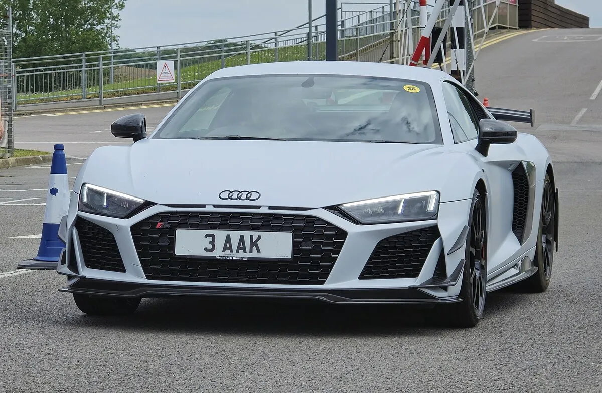 Audi AUDI R8 Gt 2025 - Image 3