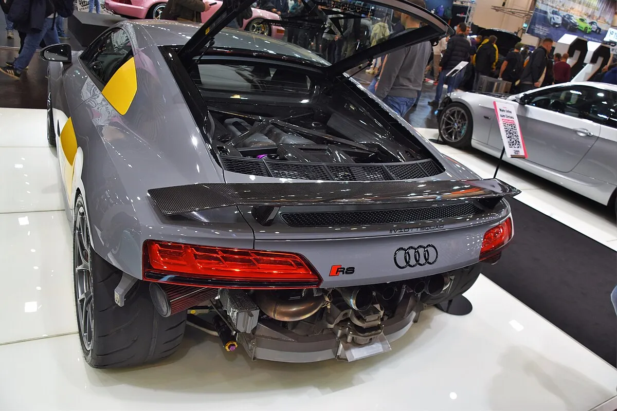 Audi R8 V10 PLUS 2025 - Image 3