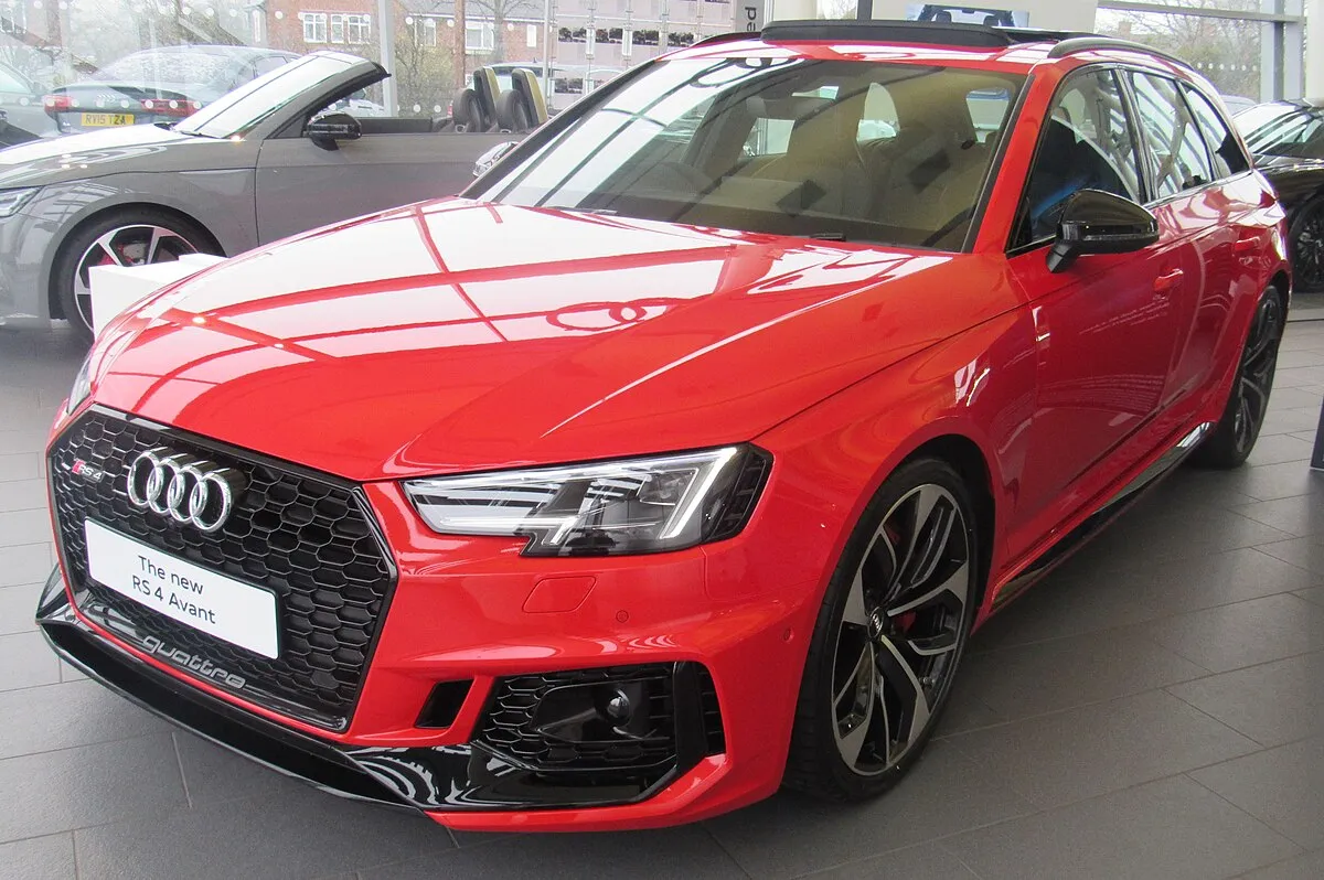 Audi RS 4 2019 2.9 AT 4WD wagon 5 doors - Image 1