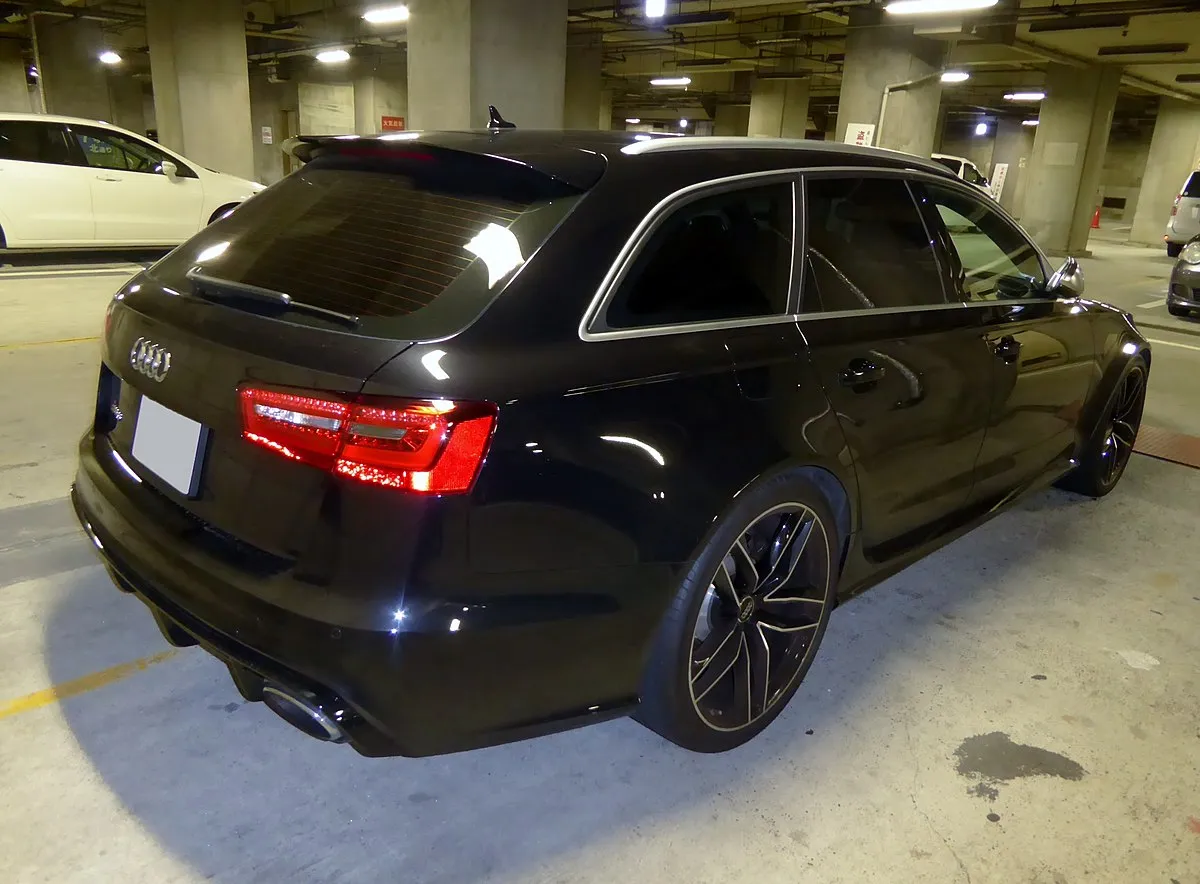 Audi RS 6 2013 4.0 TFSI quattro Tiptronic Avant wagon - Image 7