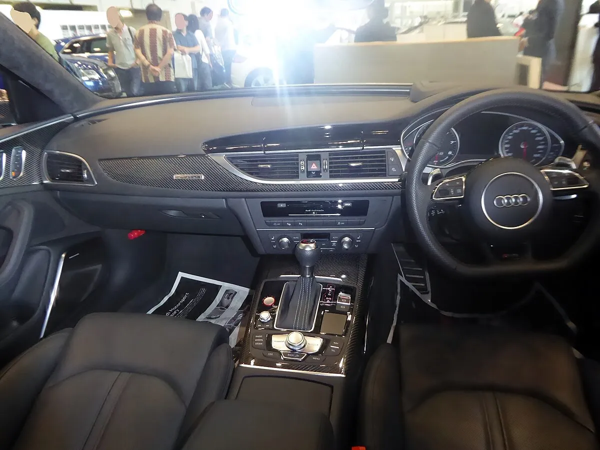 Audi RS 6 2013 4.0 TFSI quattro Tiptronic Avant wagon - Image 9