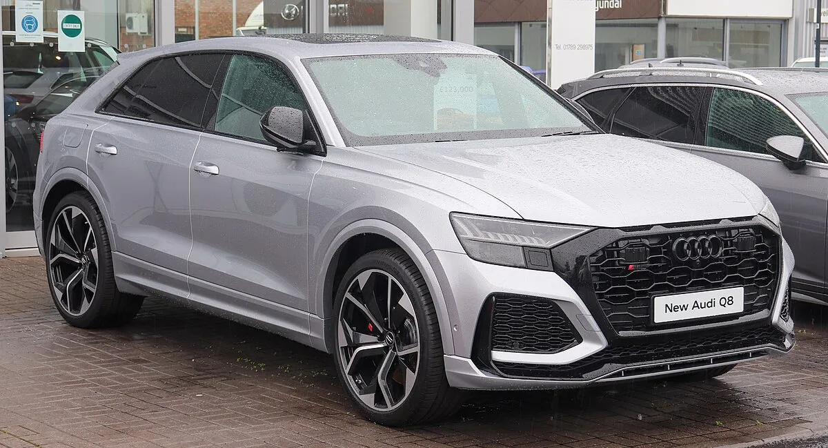 Audi RS Q8 2019 4.0 AT 4WD SUV 5 doors - Image 7