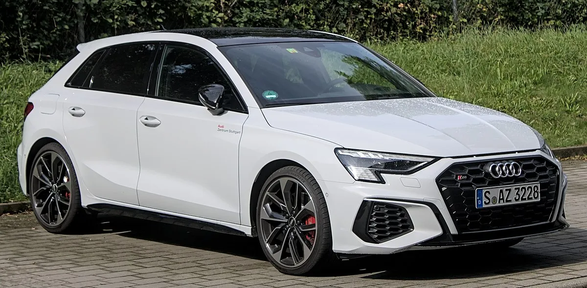 Audi S3 2013 2.0 TFSI MT quattro Hatchback 3-doors - Image 6