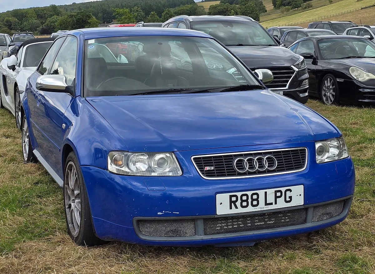 Audi S3 2020 2.0 AMT 4WD Hatchback 5 doors Sportback - Image 8