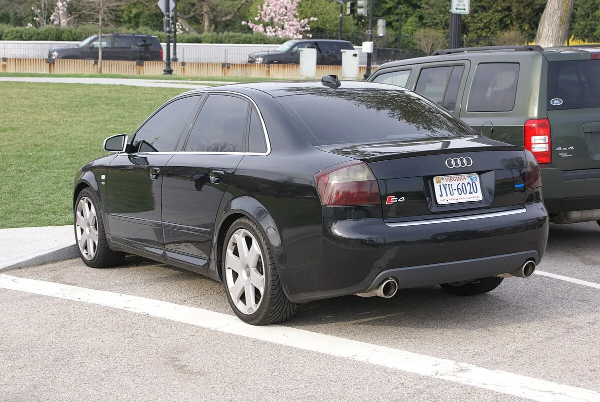 Audi S4 2009 3.0 AMT 4WD wagon 5 doors - Image 4