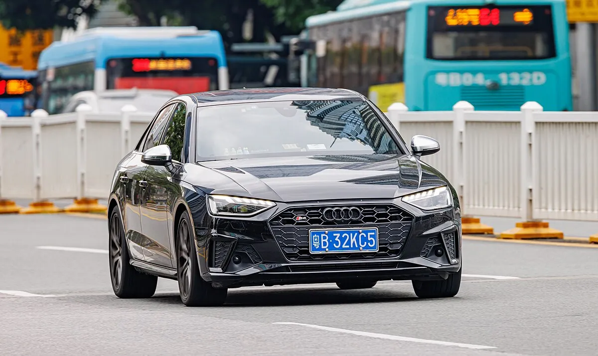 Audi S4 2009 3.0 AMT 4WD wagon 5 doors - Image 5