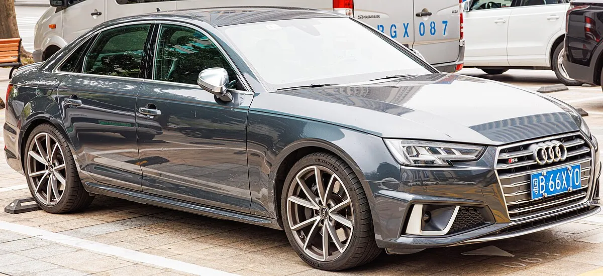 Audi S4 2009 3.0 AMT 4WD wagon 5 doors - Image 9