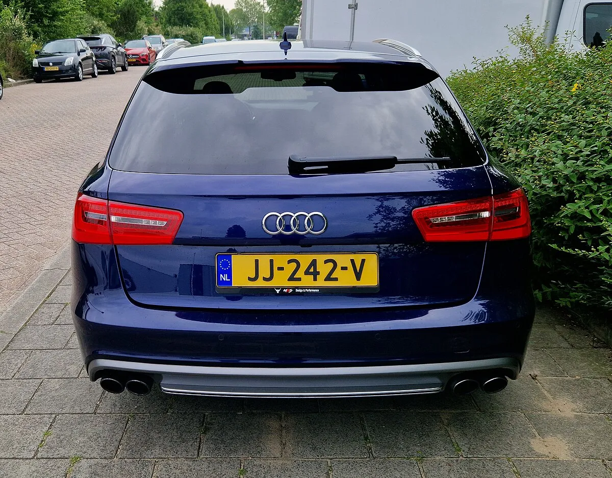 Audi S6 2019 3.0 AT 4WD Avant wagon - Image 6