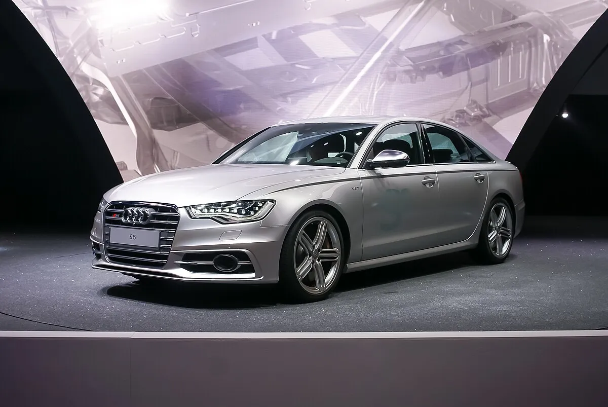 Audi S6 2019 3.0 AT 4WD Avant wagon - Image 9