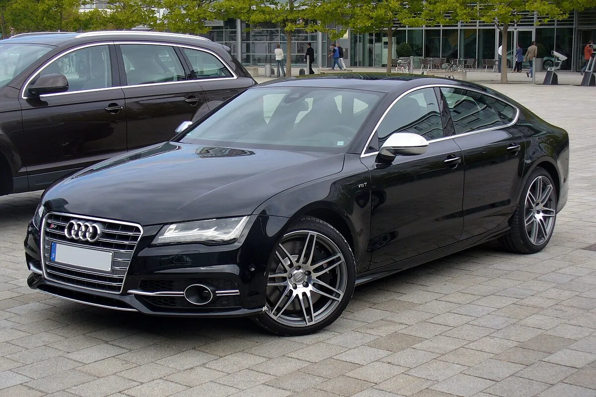 Audi S7 SPORTBACK 2025 - Image 1