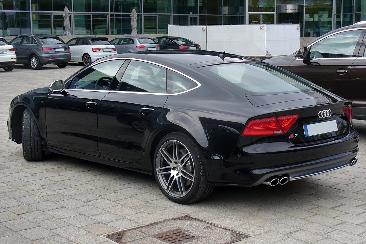 Audi S7 SPORTBACK 2025 - Image 2