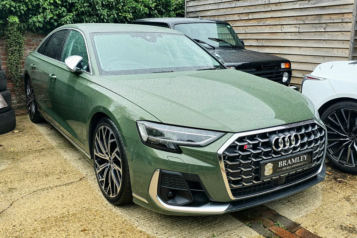 Audi S8 2019 4.0 AT 4WD Sedan - Image 5