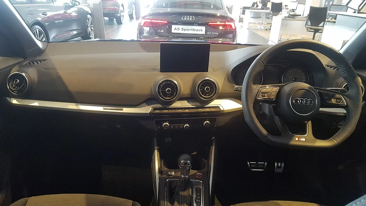 Audi SQ2 2020 2.0 AMT 4WD SUV 5 doors - Image 7