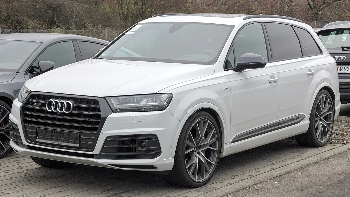 Audi SQ7 2019 4.0 AT 4WD SUV 5 doors - Image 4