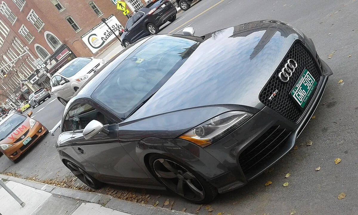 Audi TT RS 2019 2.5 AMT 4WD Roadster - Image 8