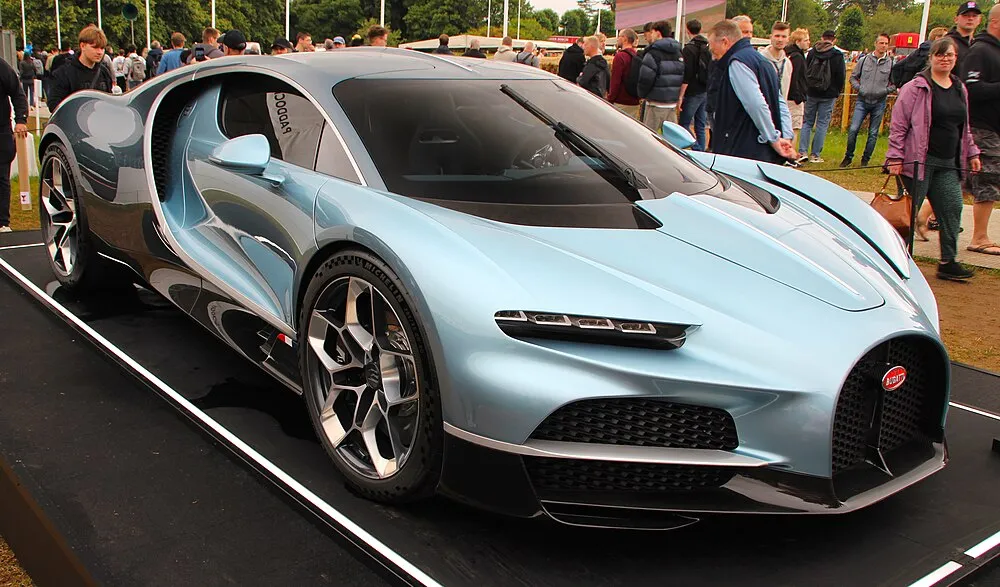 Bugatti Tourbillon 2025