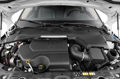 Land Rover Range Rover Evoque 2026 - Image 4