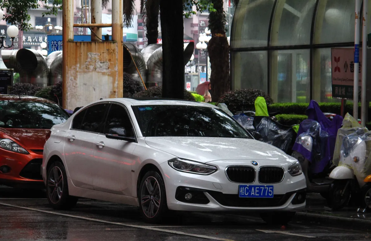 BMW 118i 2025 - Image 4