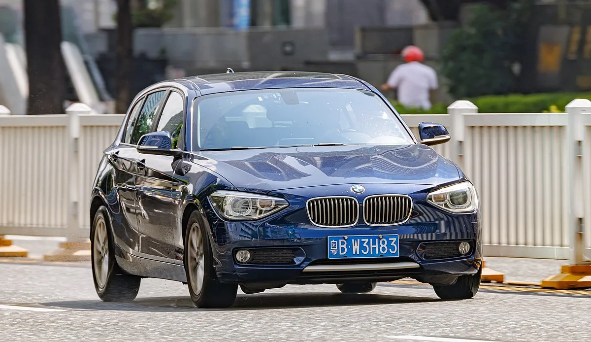 BMW 118i 2025 - Image 6