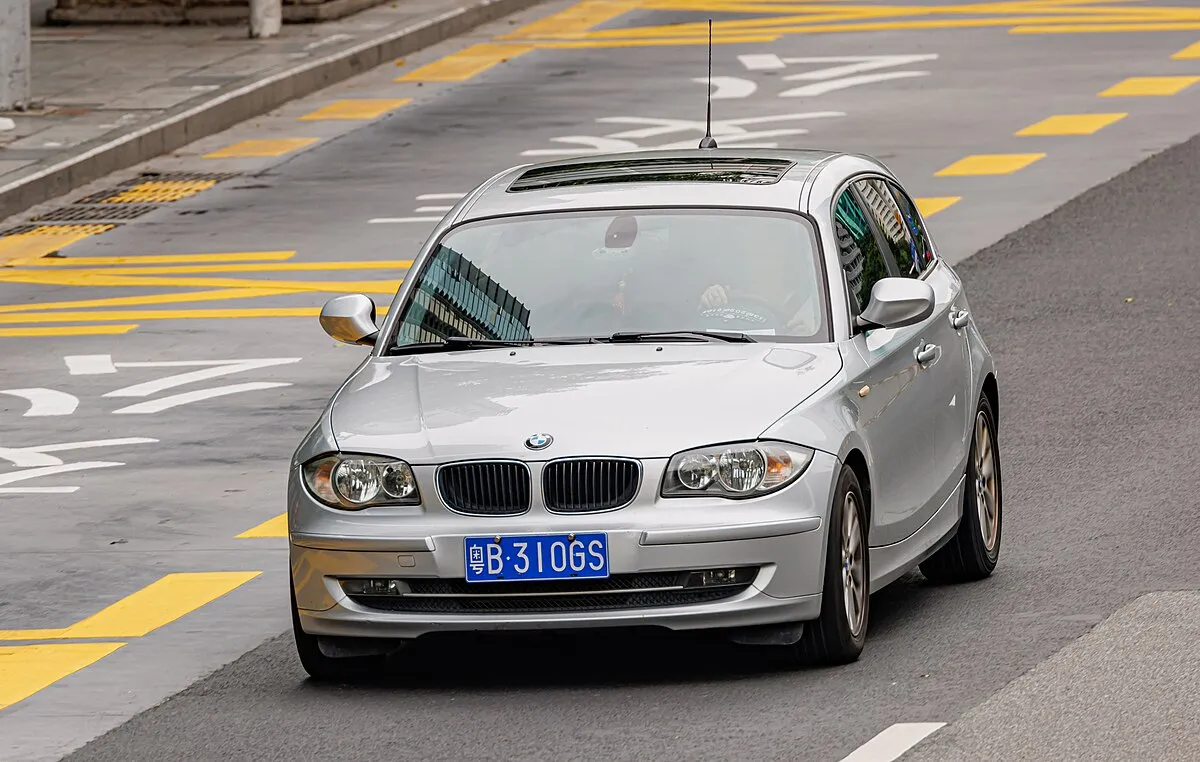 BMW 120i 2025 - Image 5