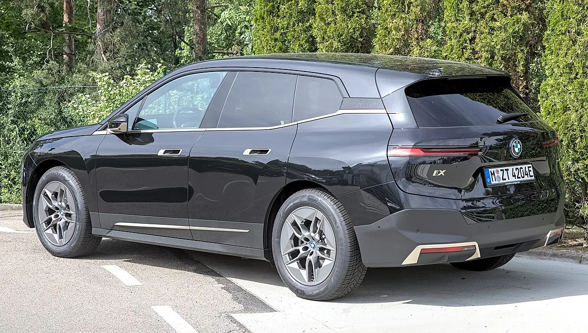 BMW BMW iX 2025 BMW iX xDrive40 BEV - Image 7