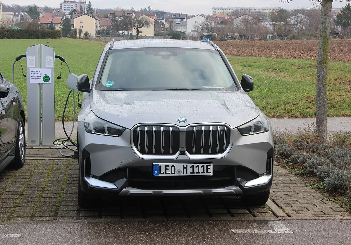 BMW BMW iX1 2025 BMW iX1 eDrive20 xLine - Image 7