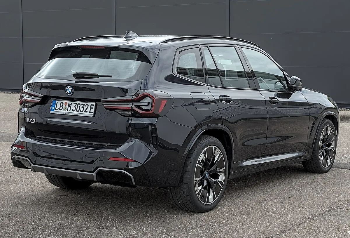 BMW BMW iX3 2025 BMW iX3 M Sport (BEV) - Image 10