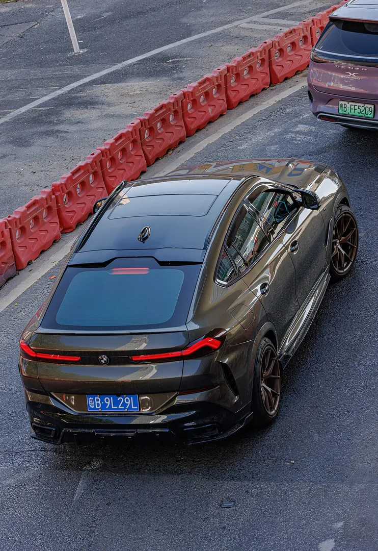 BMW BMW X6 2025 BMW X6 xDrive30d M Sport - Image 5