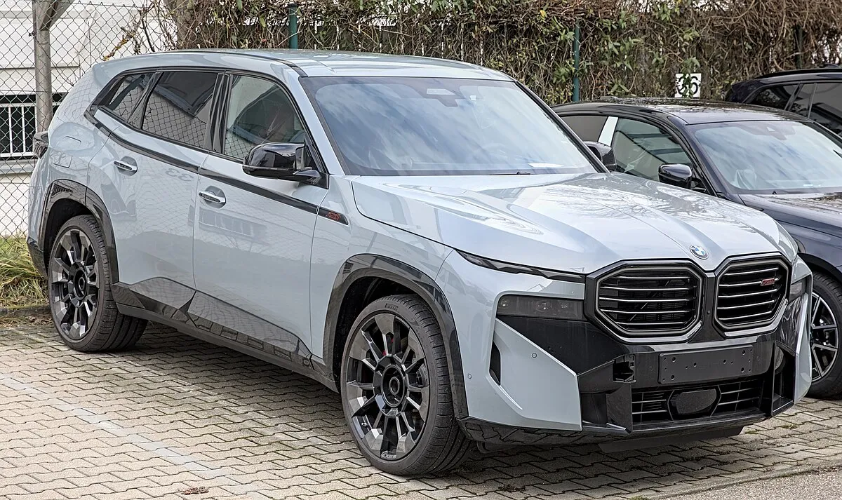 BMW BMW XM 2025 BMW XM V8 M Hybrid - Image 8