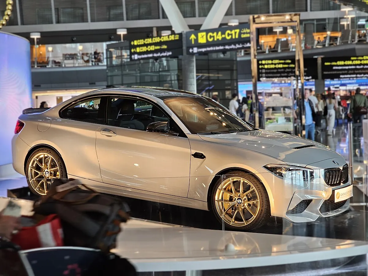BMW M2 CS 2025 - Image 8