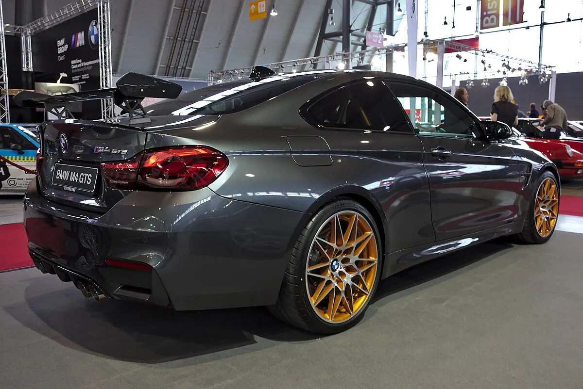BMW M4 GTS 2025 - Image 5