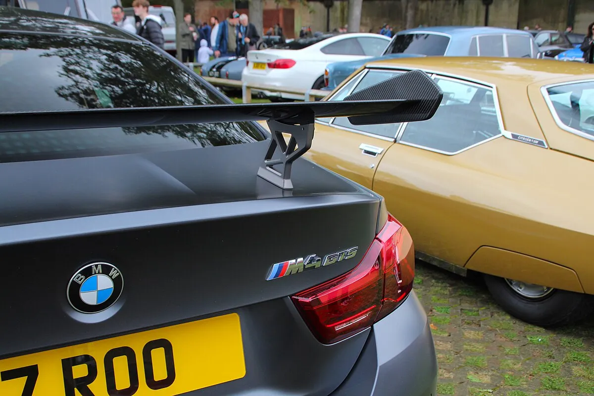 BMW M4 GTS 2025 - Image 8