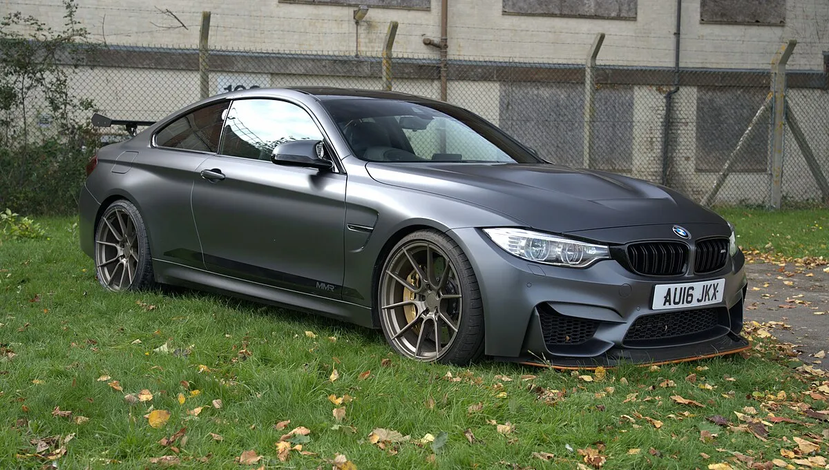 BMW M4 GTS 2025 - Image 9