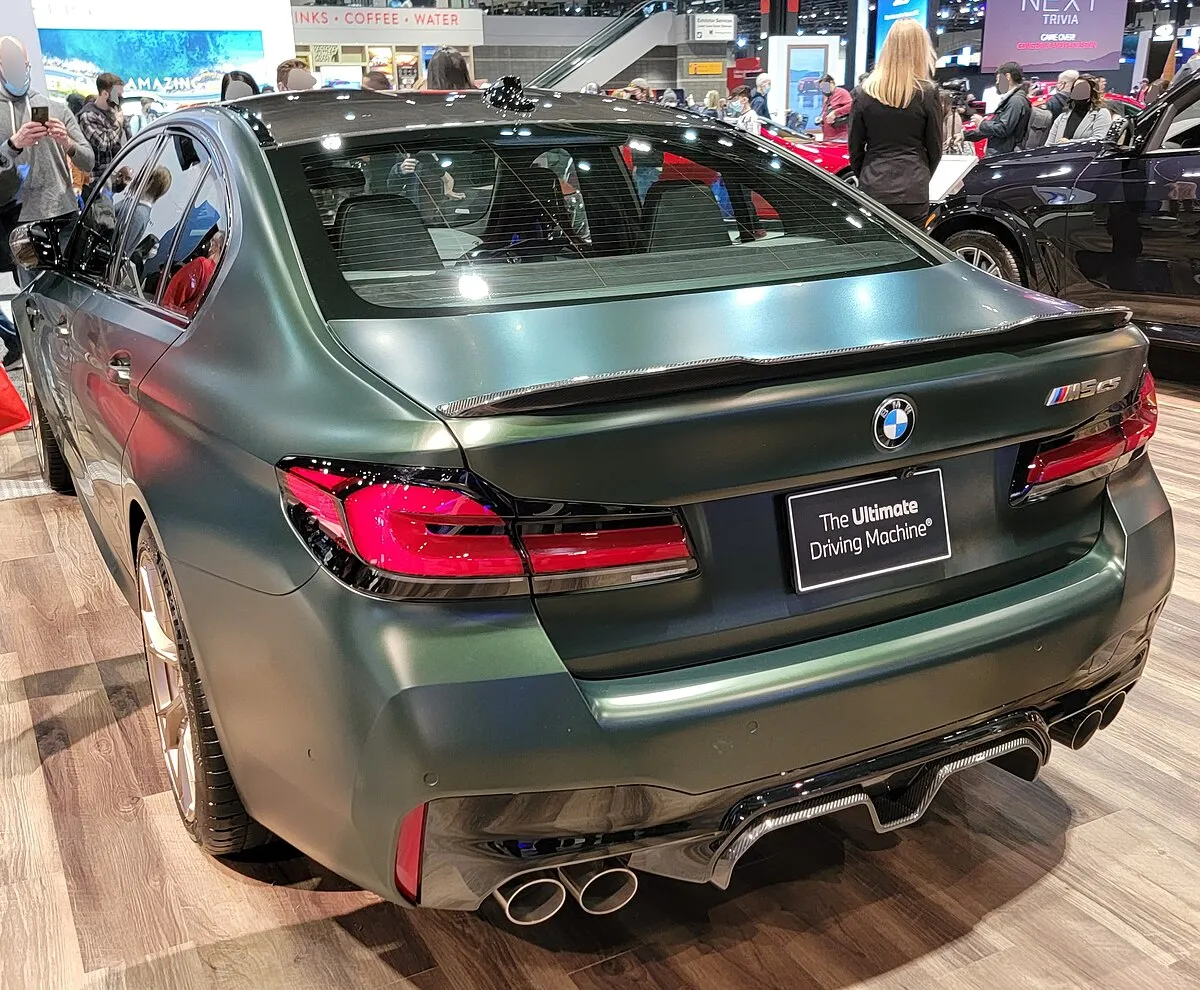 BMW M5 CS 2025 - Image 4