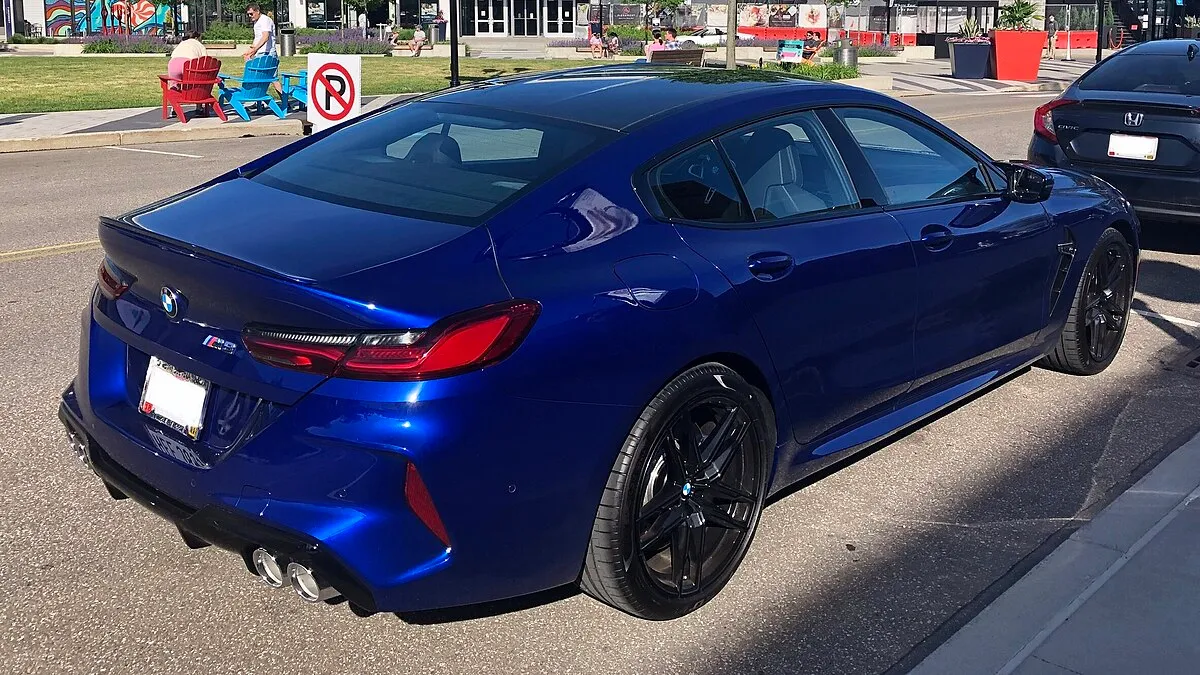 BMW M8 GRAN COUPE 2025 - Image 4