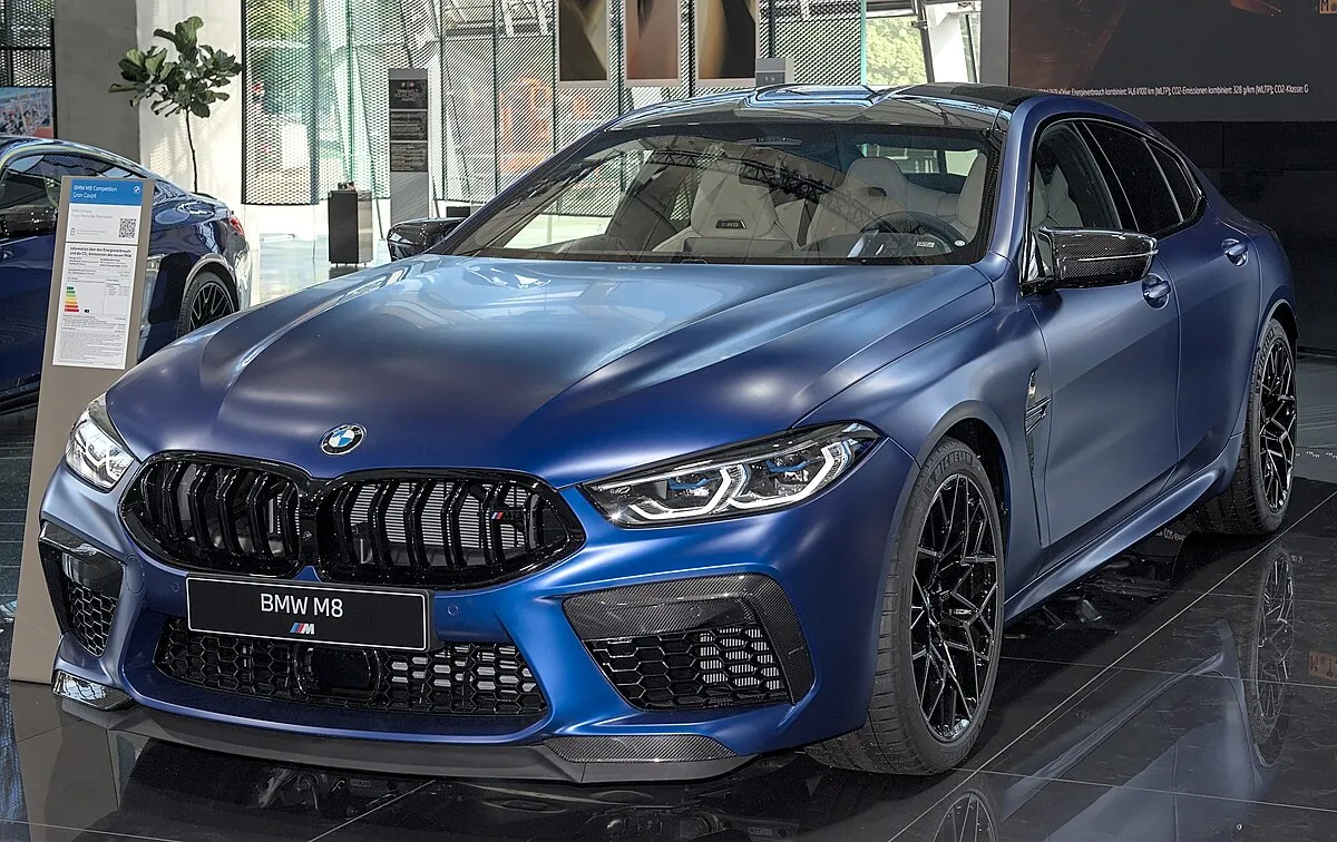 BMW M8 GRAN COUPE 2025 - Image 10