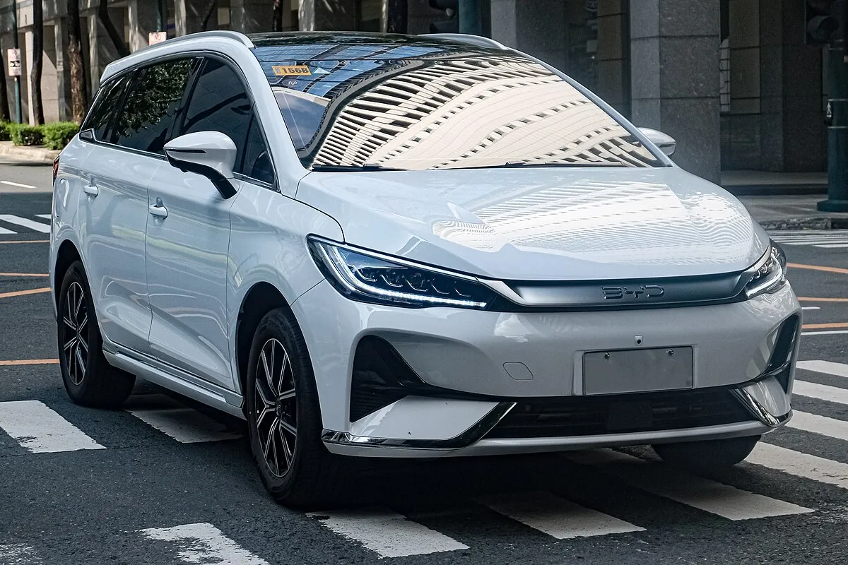 BYD BYD eMAX 7 2025 BYD eMAX 7 Standard - Image 1