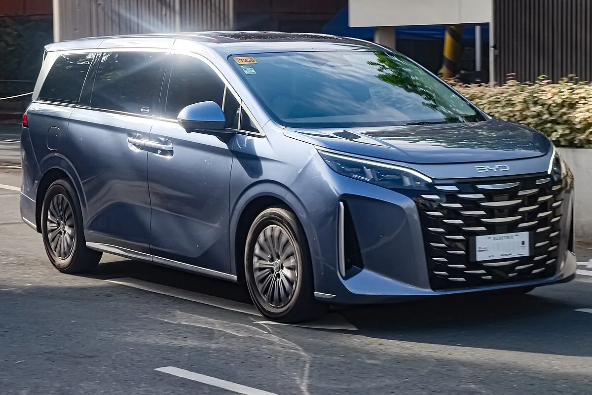 BYD BYD eMAX 9 DM-i 2026 BYD eMAX 9 DM-i Advanced - Image 4